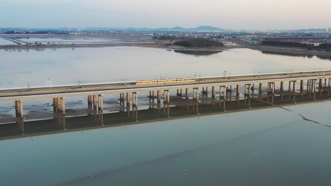 江苏省南京市石臼湖特大桥地铁日落航拍