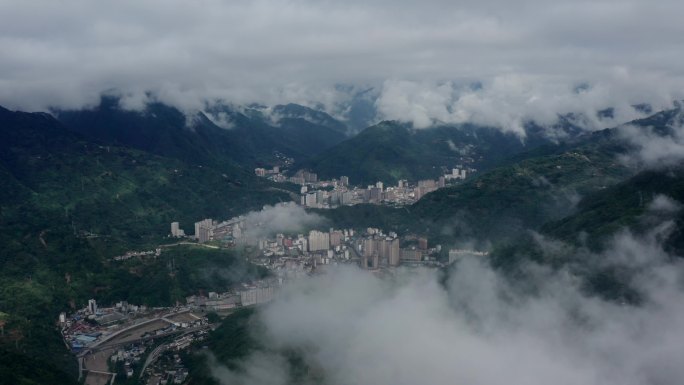 4K航拍|商洛镇安，雨后云雾缭绕