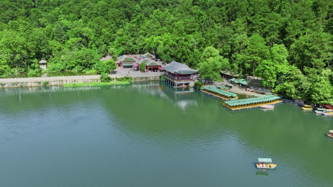 4k黔灵湖生态湖