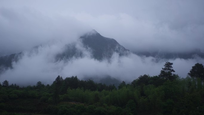 户外自然风光山峰云海延时4K