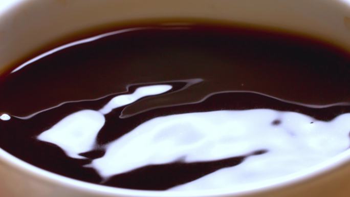 美式黑咖啡香浓咖啡搅拌-咖啡滴