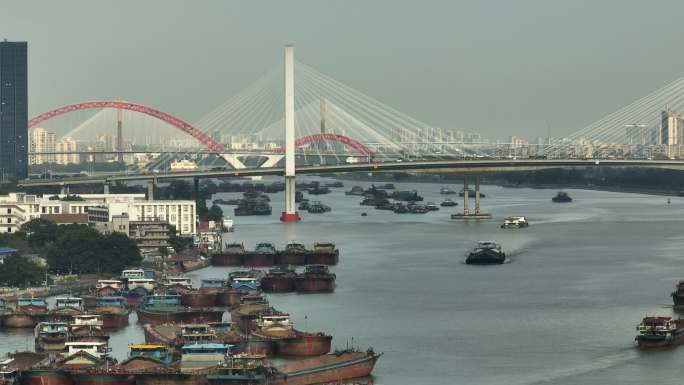 广州珠江河道洛溪新光大桥