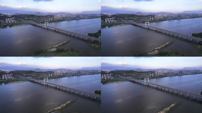 跨江大桥上的日落黄昏夕阳