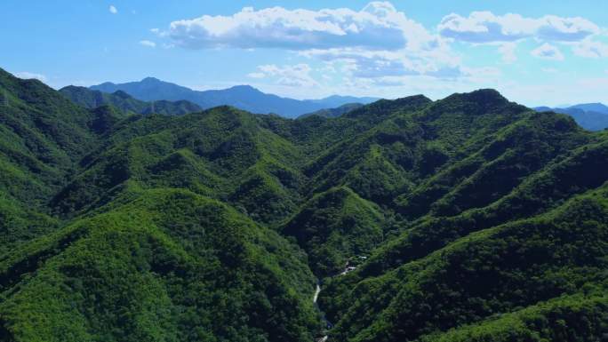 4K航拍短片.北京白瀑云景露营地