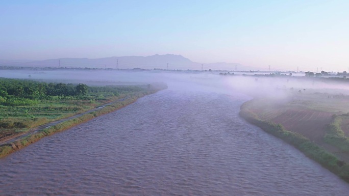 咸阳泾河黄土高原泾渭分明泾河日出