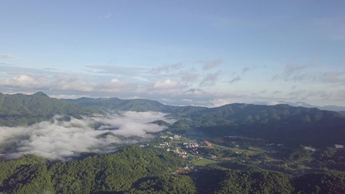 航拍海南省热带雨林五指山