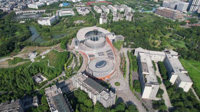 成都中医药大学多角度航拍