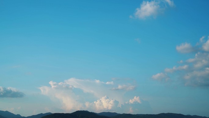 山蓝天白云延时日系小清新傍晚天空云朵飘动