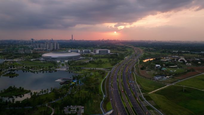 东安湖体育公园日落夕阳乌云满天航拍全景