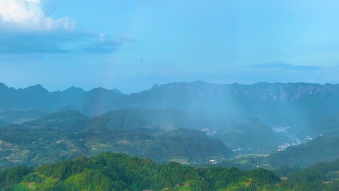 4K航拍大山雨后彩虹