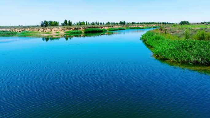 恩格贝沙漠河流