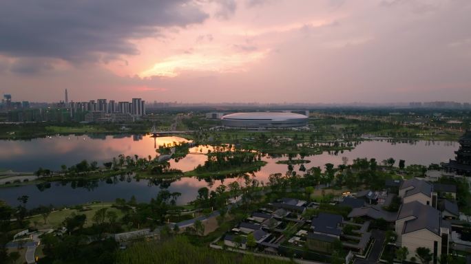 成都东安湖体育公园日落航拍全景