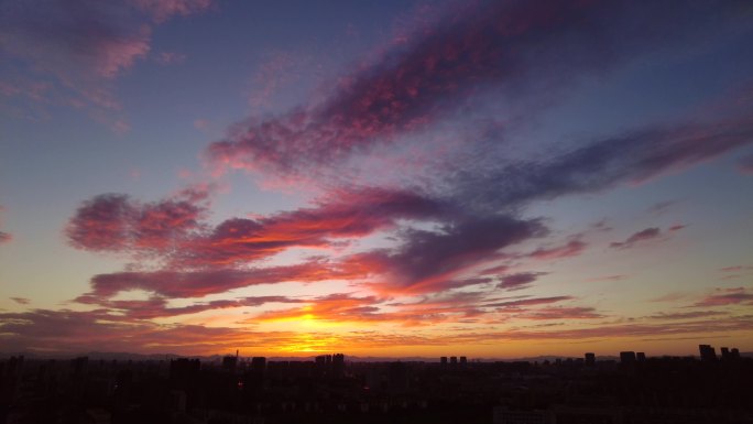 城市落日晚霞落日余晖傍晚夕阳西下夜幕降临