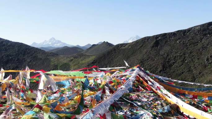 实拍高山撒隆达