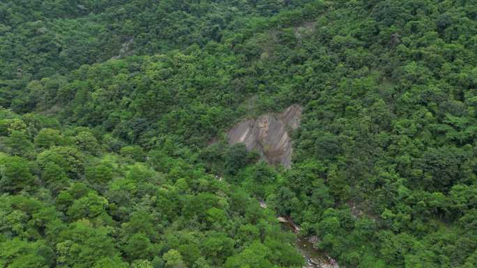 4K航拍大明山汉江欢乐谷山谷风光