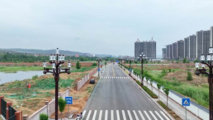 神木新村路灯与道路