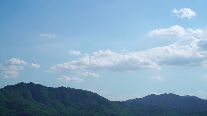 山上云朵延时天空蓝天白云乡村自然风光风景