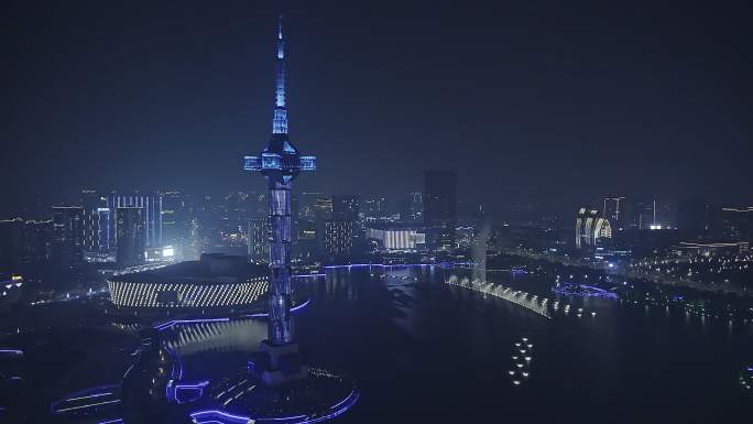 航拍聚龙湖公园与盐立方电视塔夜景