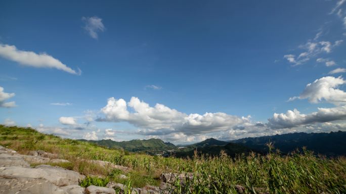 山区蓝天白云延时视频素材