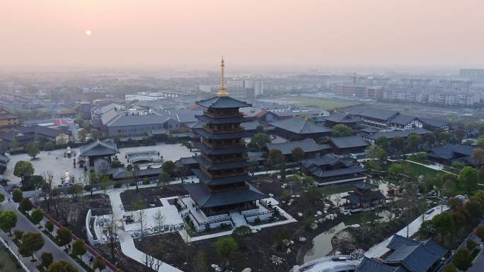 日落风光航拍上海宝山寺全景