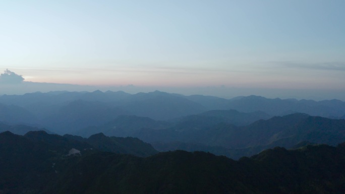 高山山峦晨曦大气航拍