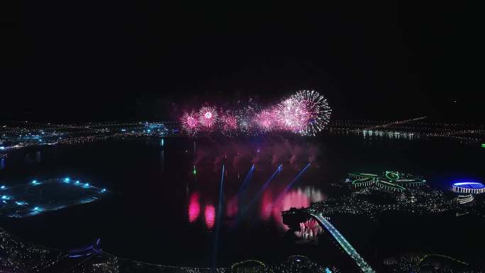 【4K】上海临港滴水湖夜景烟花秀