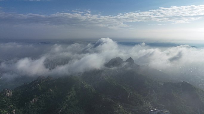 青岛浮山上的云大范围航拍延时