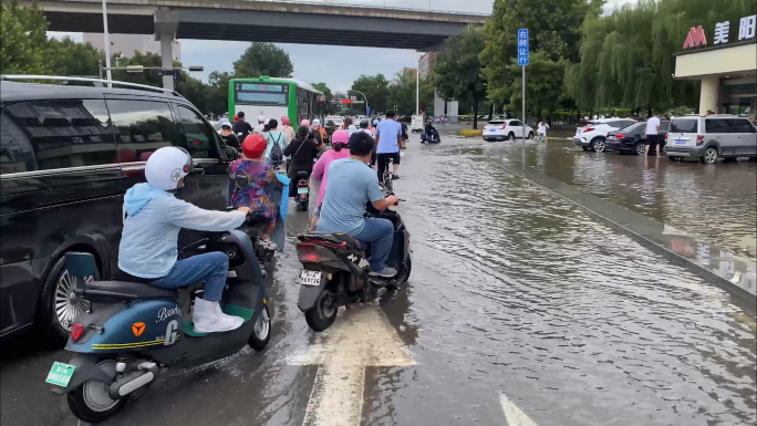 洪涝 暴雨过后城市积水