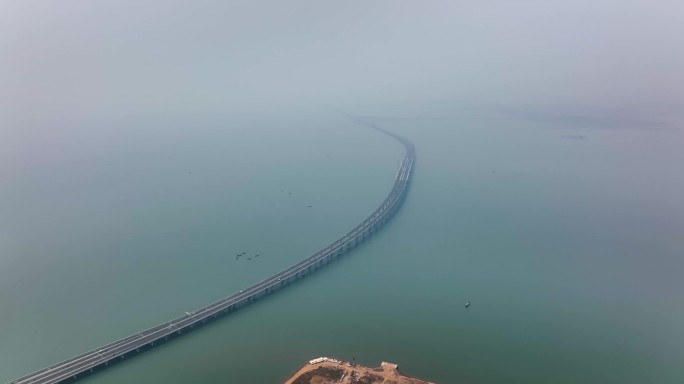 航拍青岛胶州湾大桥