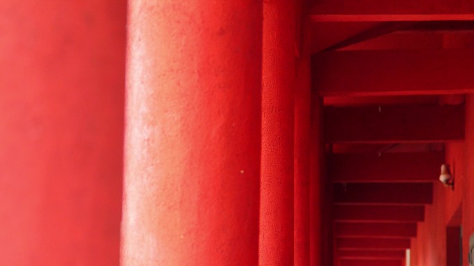 红柱 红色房梁 红房子 红屋顶 寺庙