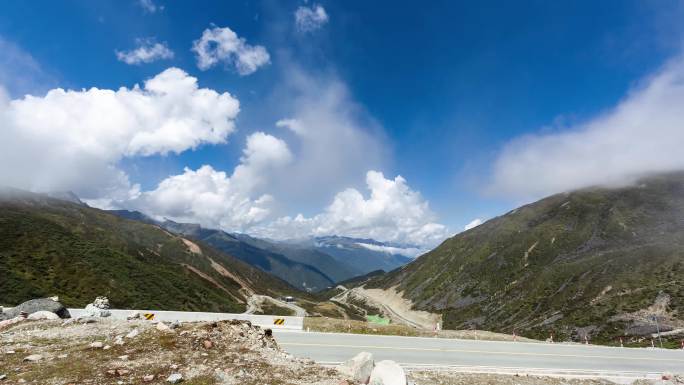 川西高原雅家埂雪山云海云雾蓝天白云延时