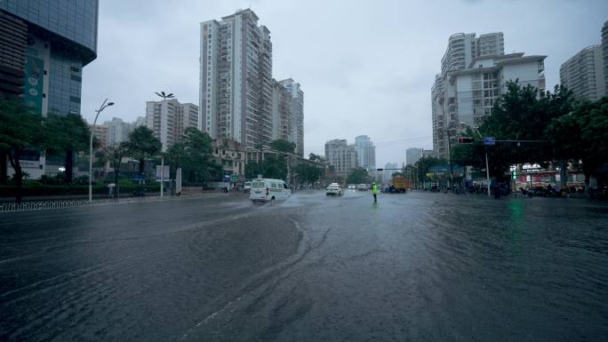 雨季城市忙碌交通-延时