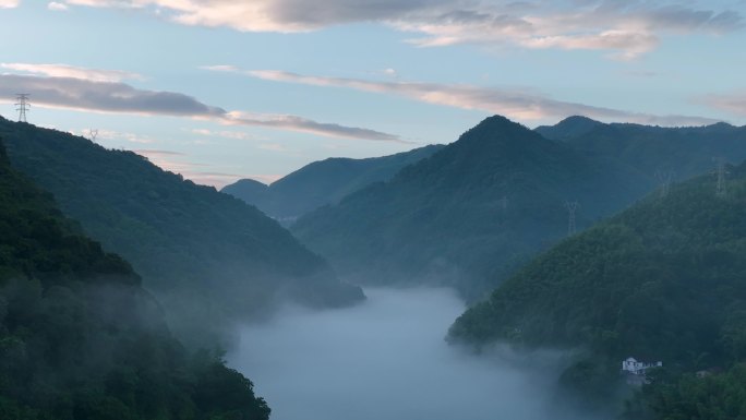 超高清4K航拍湖南小东江云山云海