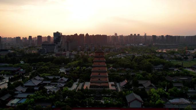 西安大雁塔日出延时大慈恩寺佛塔佛教文化