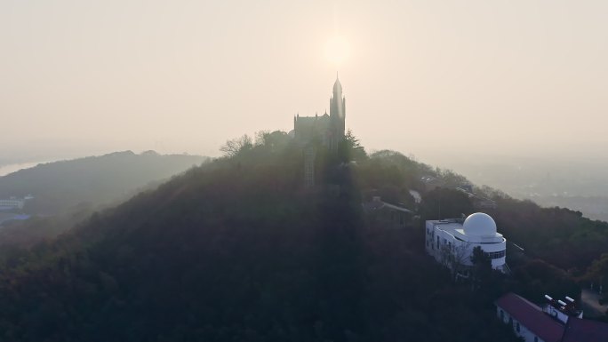日落风光上海佘山国家森林公园山顶教堂