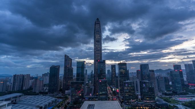 台风前的深圳平安金融大厦
