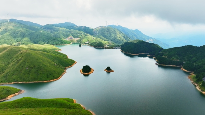 航拍桂林天湖景观