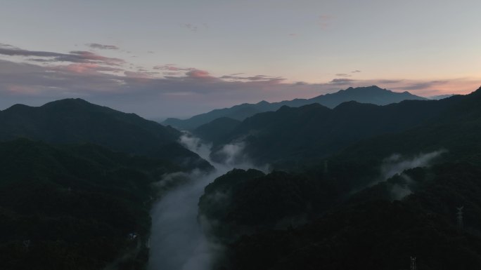 4K航拍湖南小东江高山云海