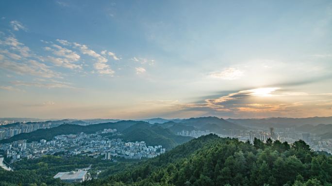 遵义市红花岗区红军山凤凰山光影