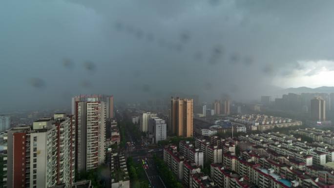 贵港台风过境强对流天气延时