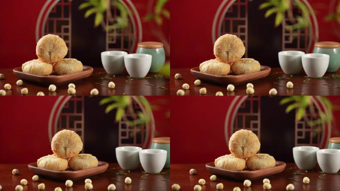 木盘上中秋佳节苏式月饼移轴中国风棚拍