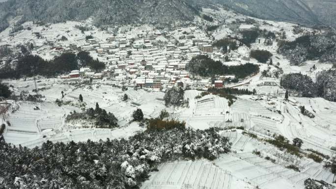 金华盘前村雪景风光4K航拍