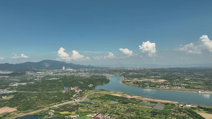 4K航拍乡村自然风光 蓝天白云 河流村庄