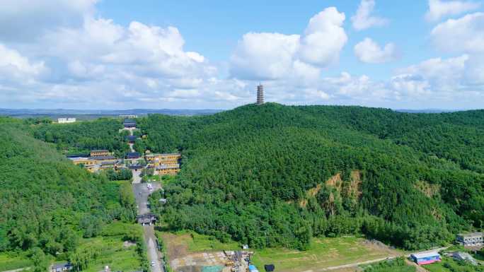 4k航拍吉林梅河口市龙泉寺