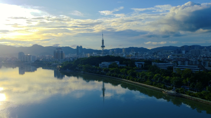 城市江边夕阳航拍4k