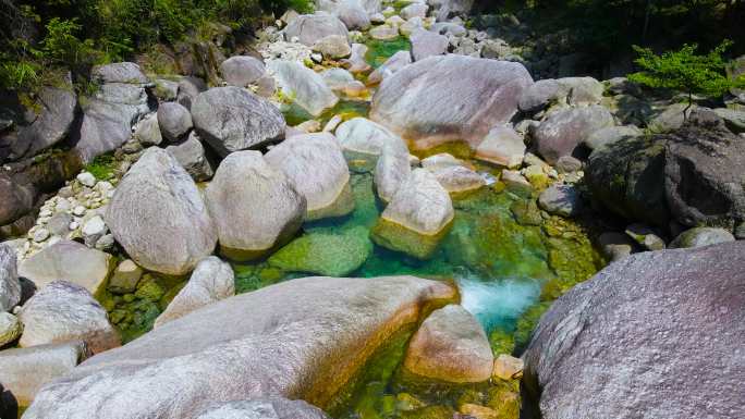 大山山泉水