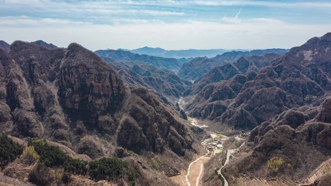 航拍群山小路 山间航拍