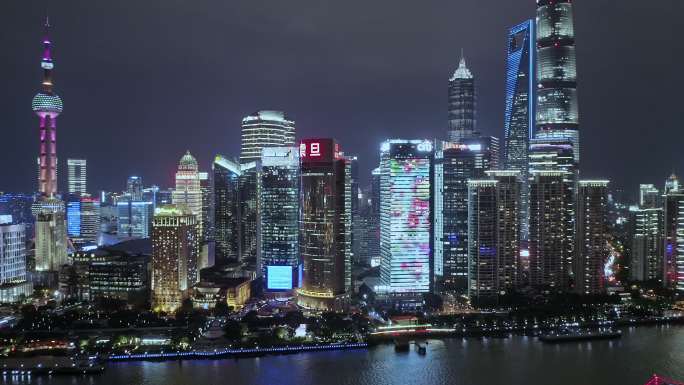 上海黄浦江景与陆家嘴金融区建筑风光夜景