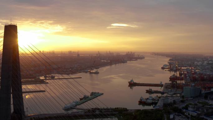 天津港 日出  海河大桥 港口  交通