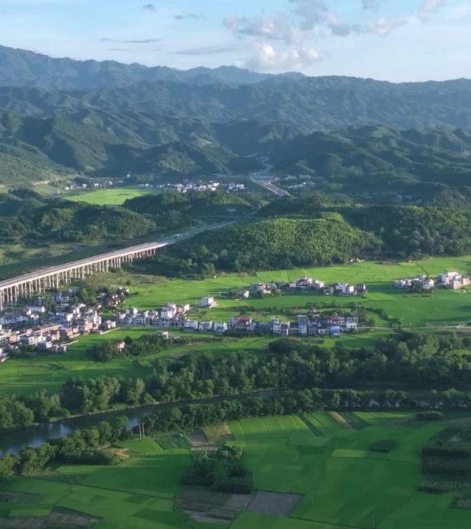 高清竖屏航拍湖南邵阳崀山青山绿水